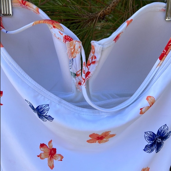 Tommy Bahama🌴Floral V-Wire Bandeau One-Piece Swimsuit🌴 - Picture 9 of 12